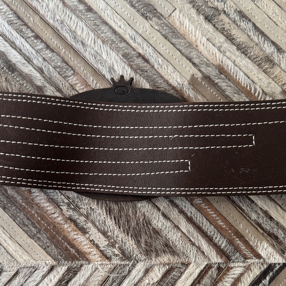 Vintage Save The Queen Brown leather Belt with Ornate Gold Buckle - Picture 5 of 7